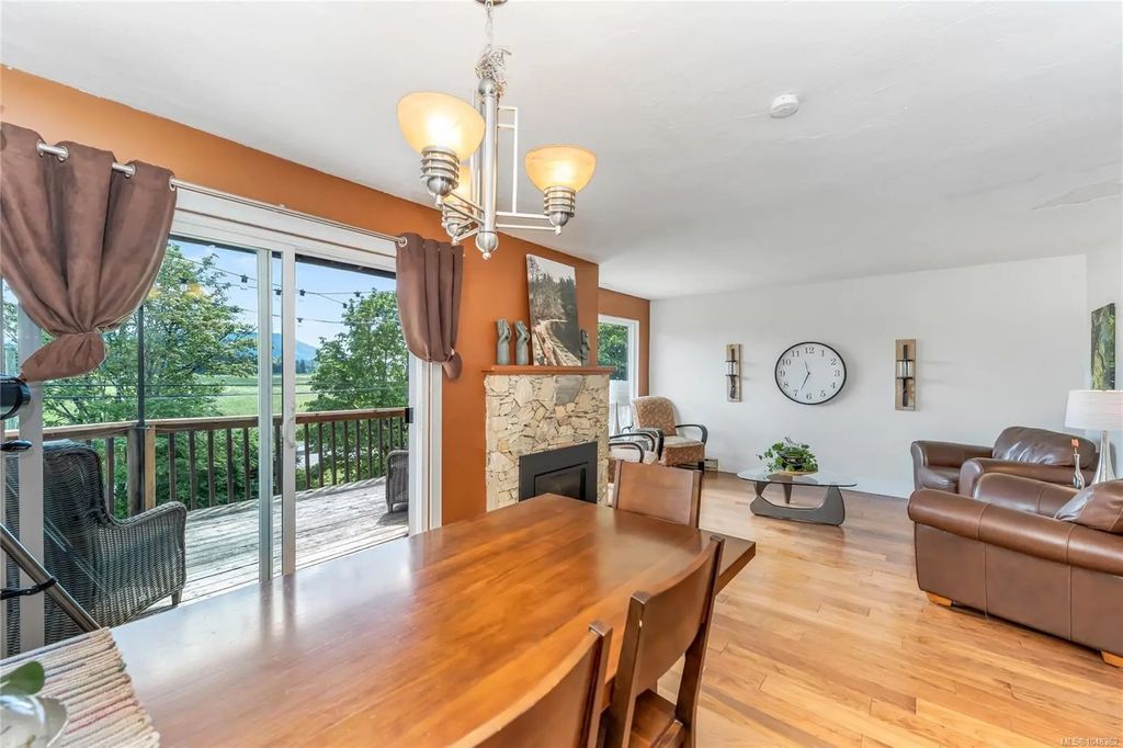 6172 Alington Rd 2, Duncan