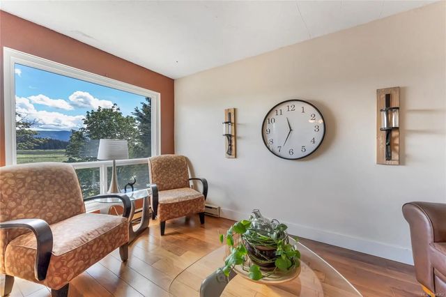 4 of 38 - 6172 Alington Rd 2, Duncan, BC