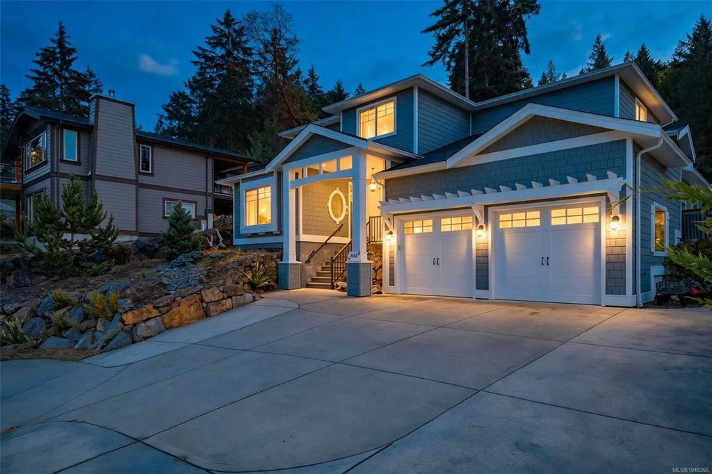 3112 Dolphin Dr, Nanoose Bay