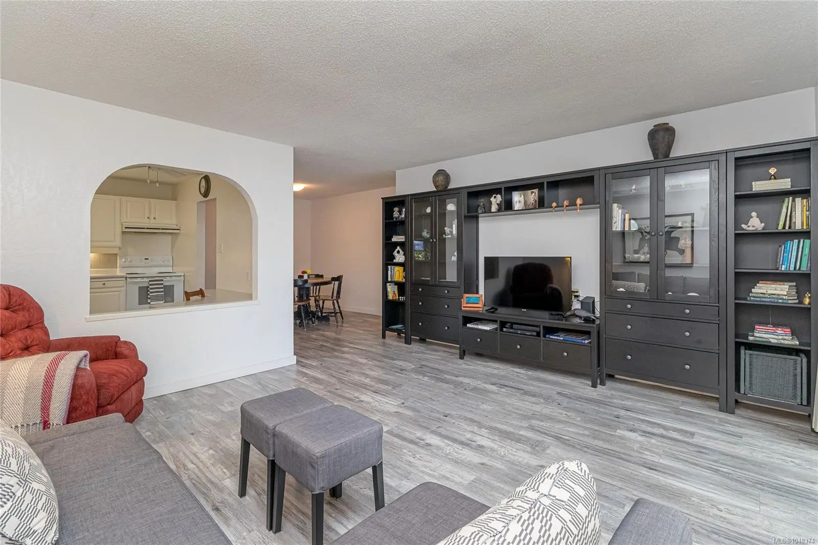 MLS #1048374 for Sale at 1545 Pandora Ave 212, in the city of Victoria, V8R 6R1