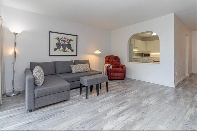 5 of 36 - 1545 Pandora Ave 212, Victoria, BC