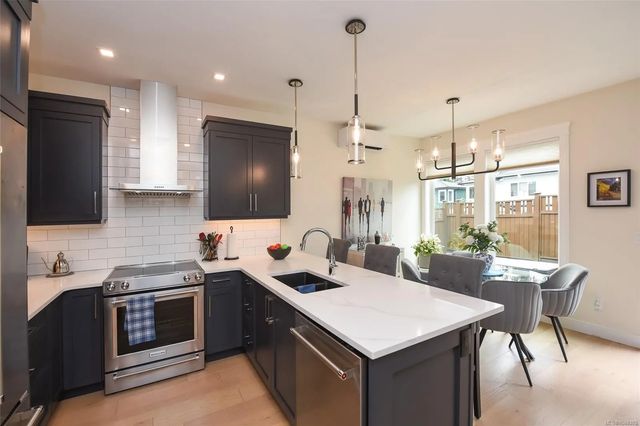 4 of 41 - 468 Anderton Rd 12, Comox, BC