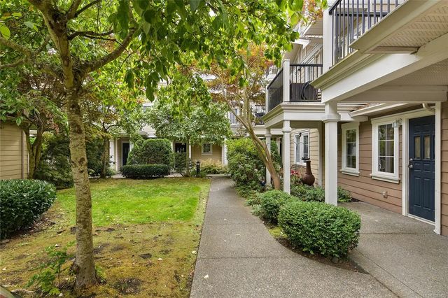 3 of 32 - 2695 Deville Rd 105, Langford, BC