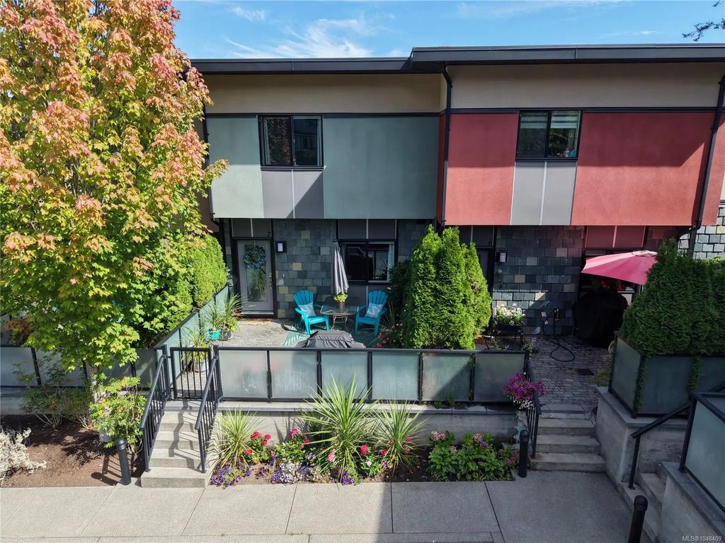2321 Island View Rd 7, Central Saanich