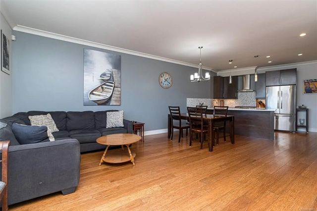 4 of 30 - 2321 Island View Rd 7, Central Saanich, BC