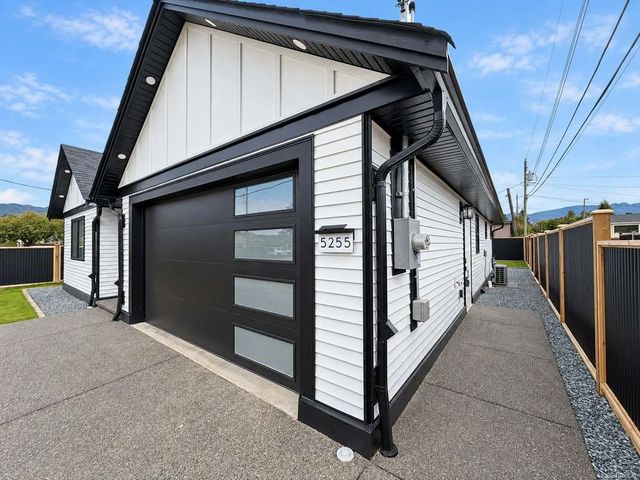 2 of 60 - 5255 Tebo Ave, Port Alberni, BC