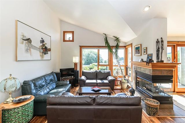 4 of 44 - 133 Corbett Rd 20, Salt Spring, BC