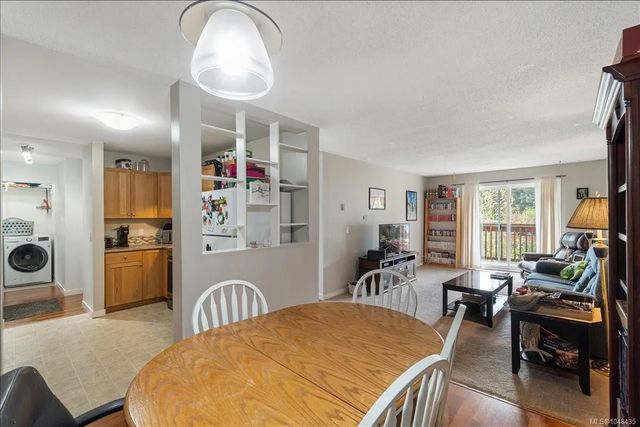 4728 Uplands Dr 402, Nanaimo