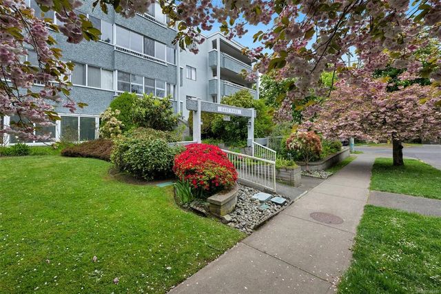 4 of 46 - 1050 Park Blvd 201, Victoria, BC