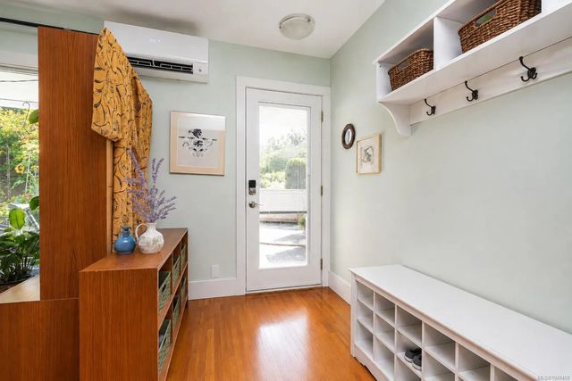 4 of 25 - 724 Sea Terr 104, Victoria, BC