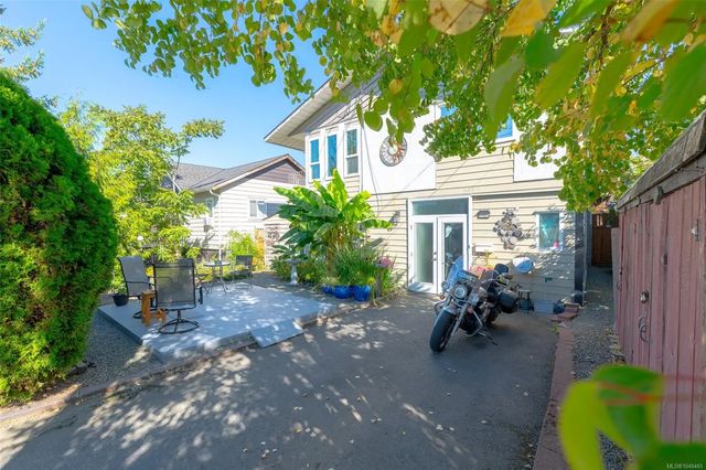 3 of 40 - 4463 Arrowsmith Rd, Port Alberni, BC
