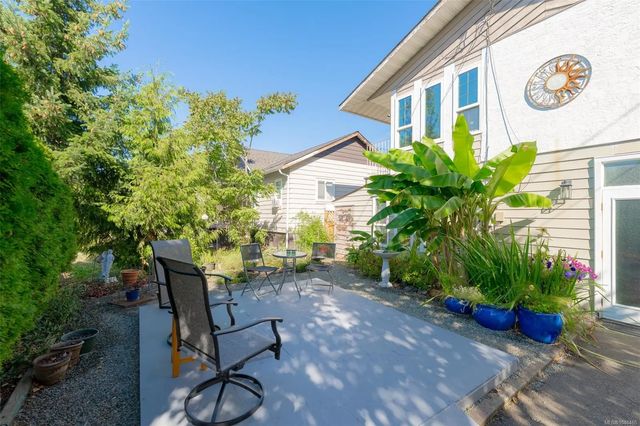 4 of 40 - 4463 Arrowsmith Rd, Port Alberni, BC