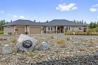 1100 Alpine View Pl, Qualicum Beach