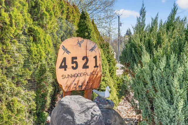 3 of 51 - 4521 Sunwood Pl, Bowser, BC