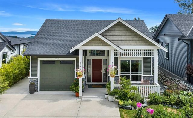 2 of 38 - 913 Craig Rd, Ladysmith, BC
