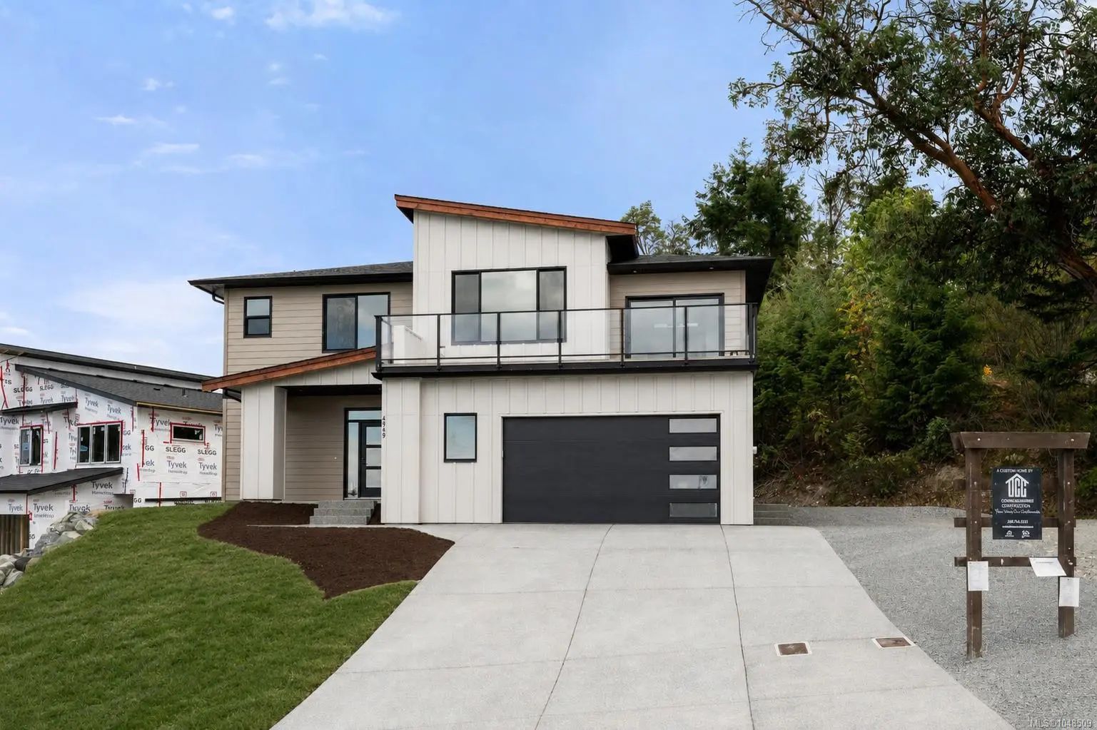 Homes for Sale located at 4949 Dixon Lane, in the city of Lantzville, BC V0R 2H0