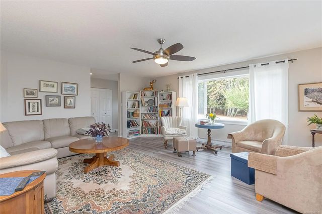 5 of 37 - 6333 Highwood Dr, Duncan, BC