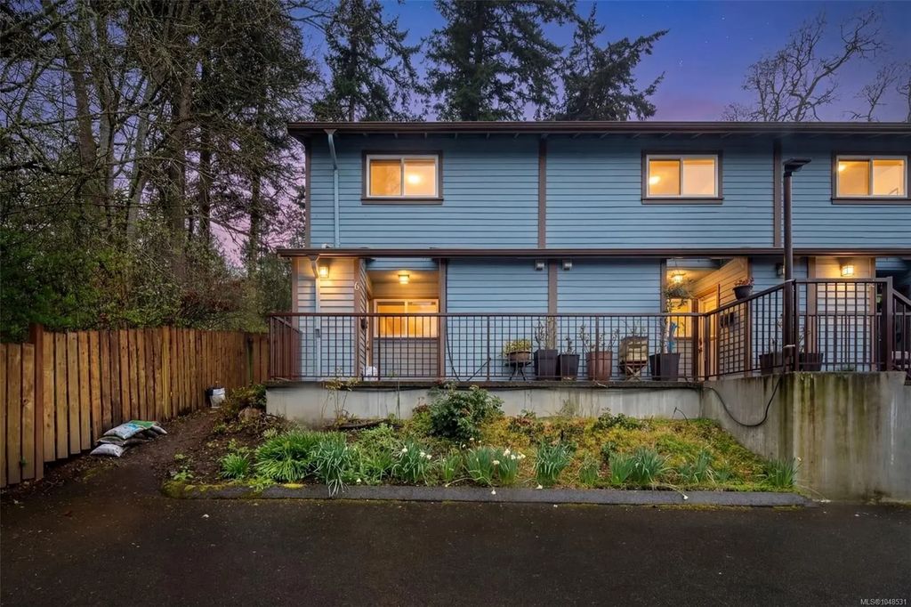 1500 Glentana Rd 6, View Royal