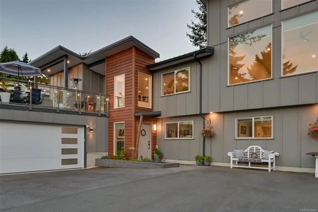 4 of 77 - 8566 Moxon Terr, North Saanich, BC