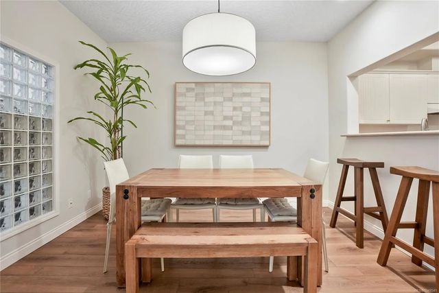 5 of 29 - 4525 Wilkinson Rd 25, Saanich, BC