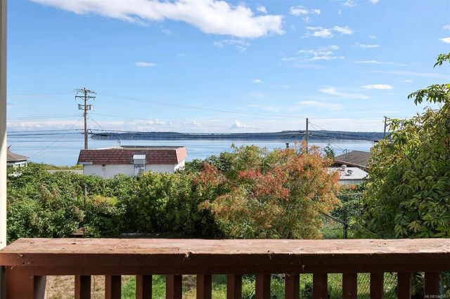 5 of 42 - 5580 Horne St, Union Bay, BC