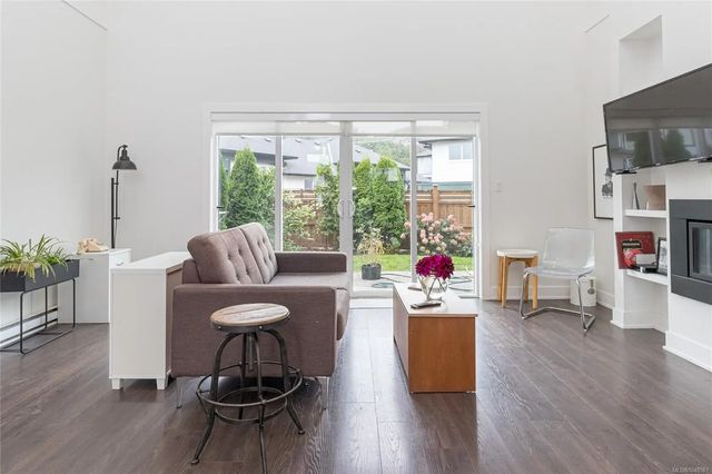 5 of 30 - 2874 Meridian Ave, Langford, BC