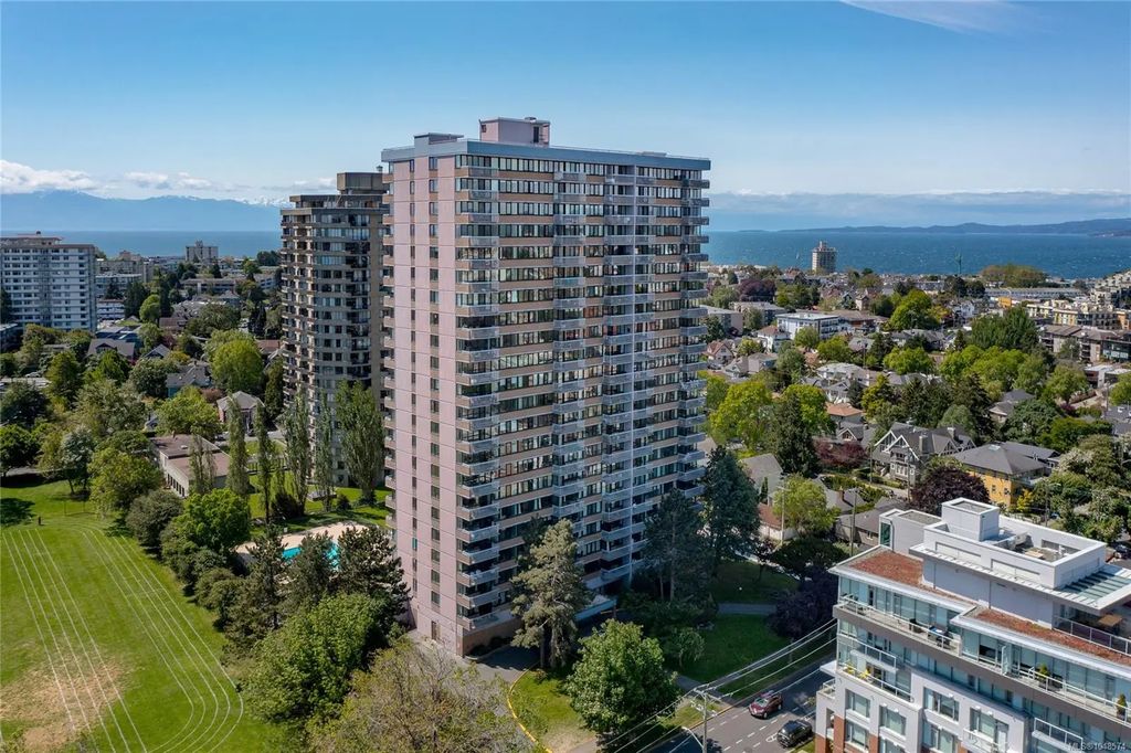 647 Michigan St 1106, Victoria