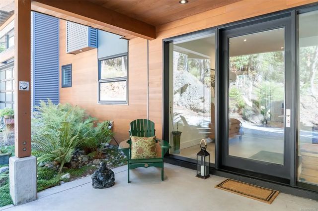 4 of 61 - 1322 Nose Point Rd, Salt Spring, BC