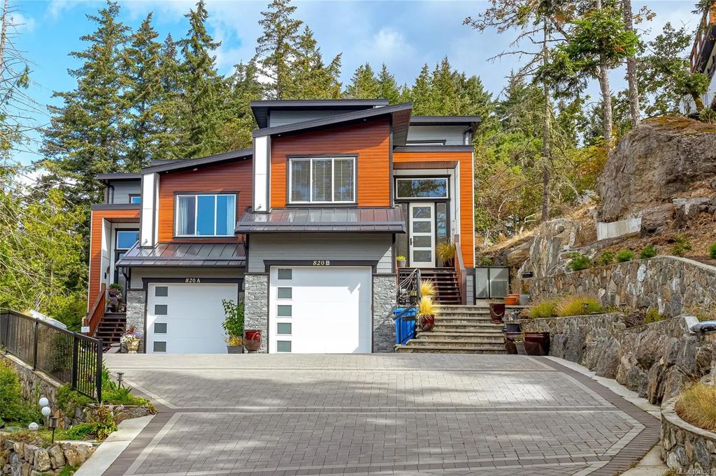 B-820 Sewell Close, Colwood