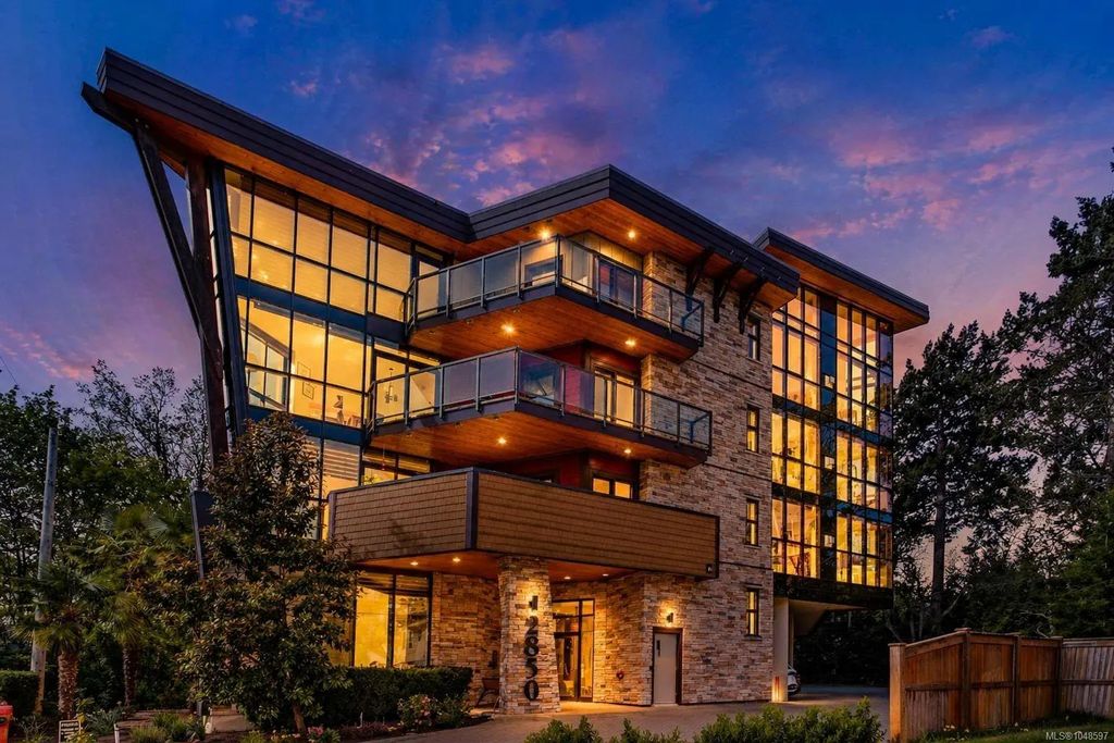2850 Aldwynd Rd 402, Langford