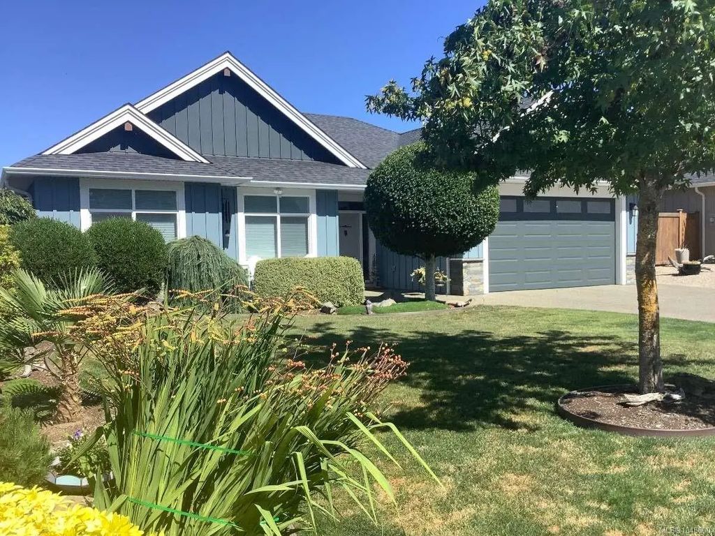498 Ridgefield Dr, Parksville