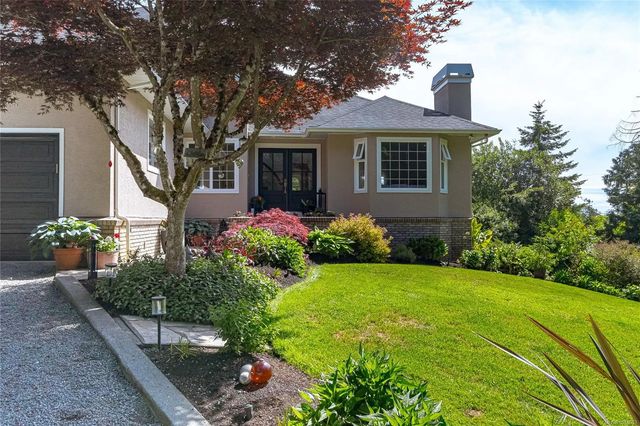 3 of 58 - 1650 Tatlow Rd, North Saanich, BC