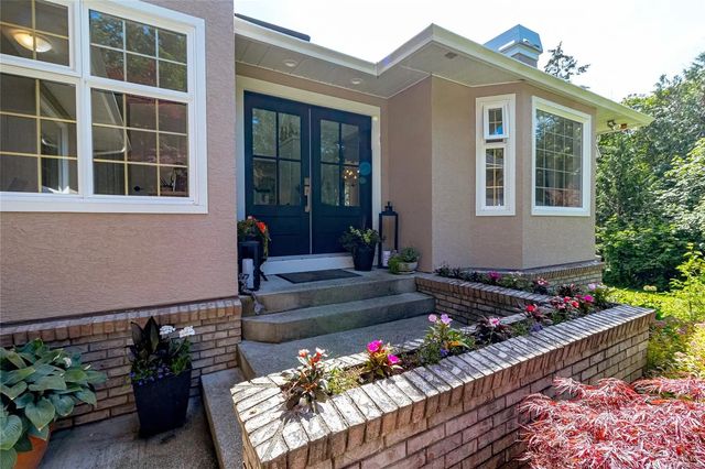 5 of 58 - 1650 Tatlow Rd, North Saanich, BC