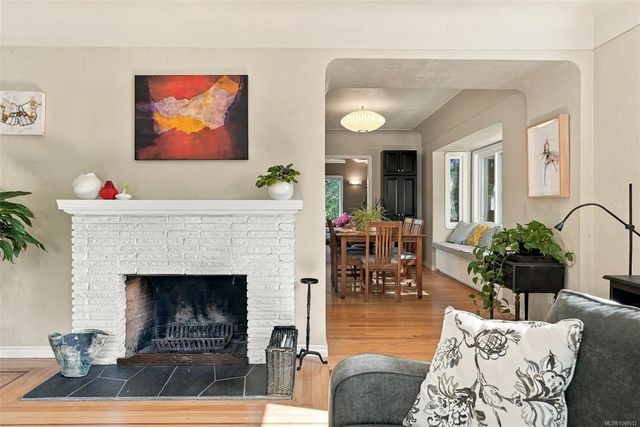 4 of 53 - 711 Richmond Ave, Victoria, BC