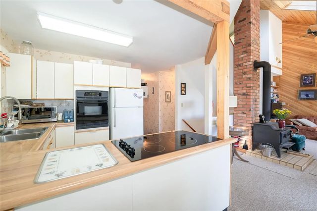 5 of 39 - 124 Clam Bay Rd, Thetis Island, BC
