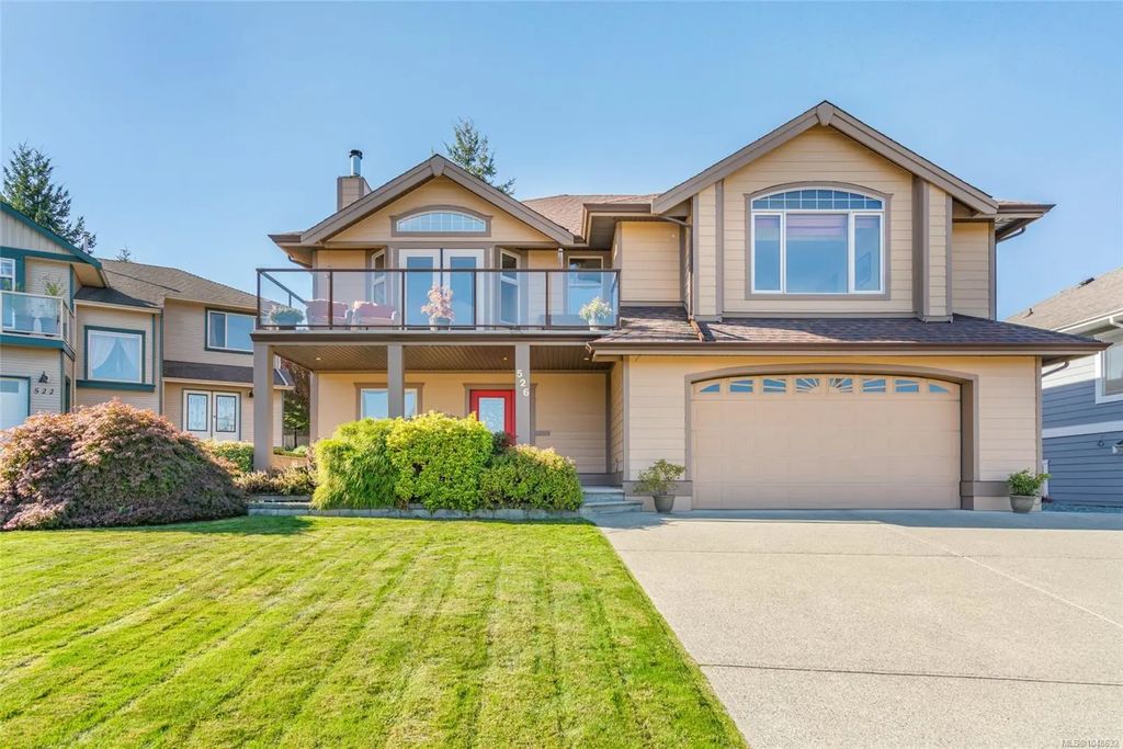 526 Douglas Pl, Ladysmith