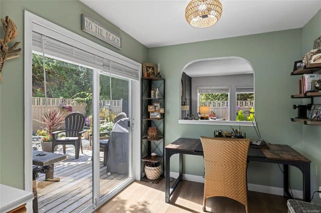 5 of 34 - 650 Windward Way, Qualicum Beach, BC
