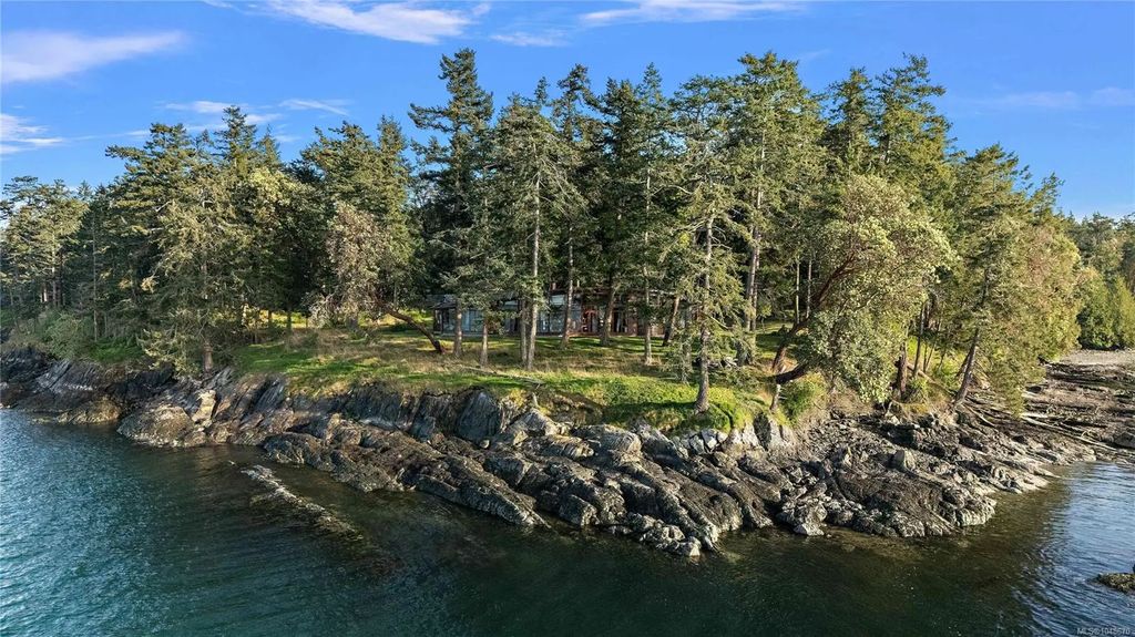 1232 Greenleaf Lane, Sidney Island