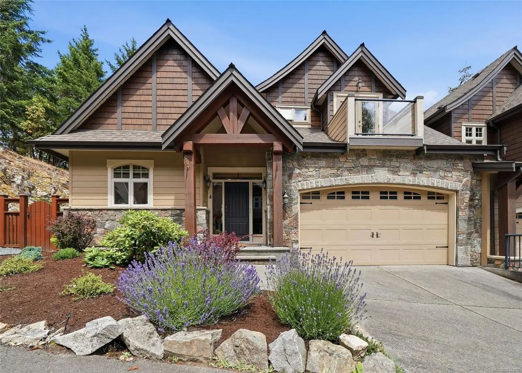 2640 Andover Rd 4, Nanoose Bay