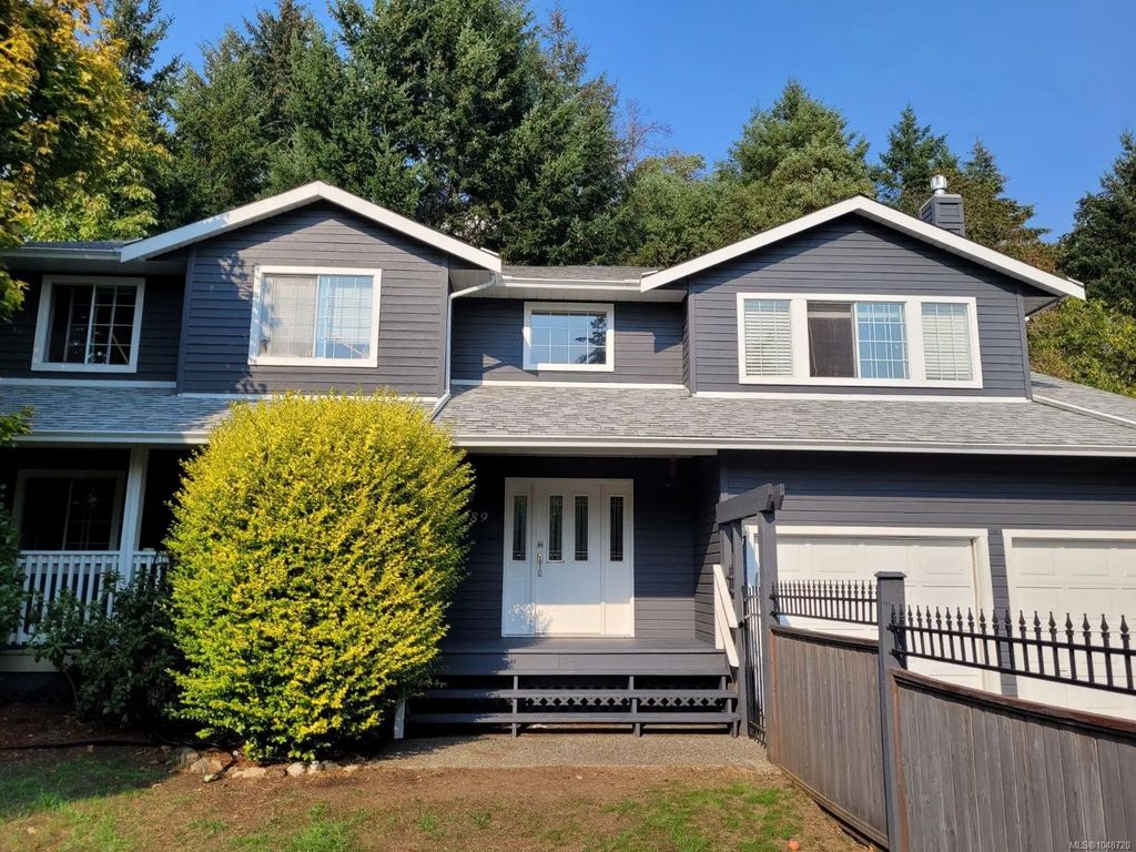 2689 Crystalview Dr, Langford