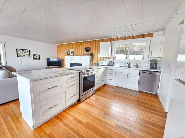5 of 47 - 3677 Gardner Rd, Saltair, BC
