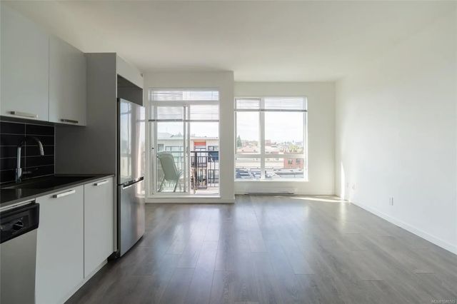 3 of 27 - 517 Fisgard St 510, Victoria, BC