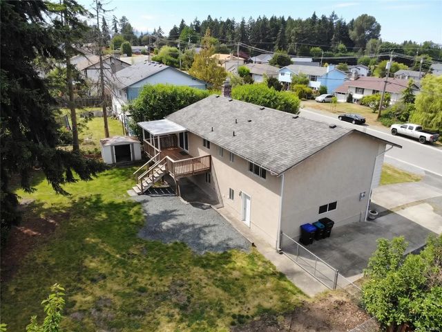 4 of 41 - 156 Moss Ave, Parksville, BC