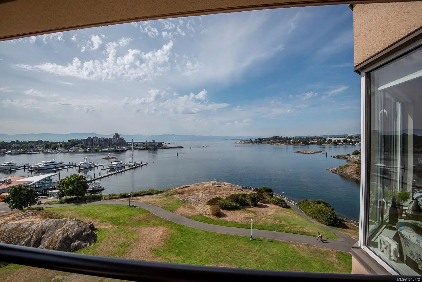 Residential Real Estate for Sale located in the neighborhood of Ocean Park Tower, in the city of Victoria, BC