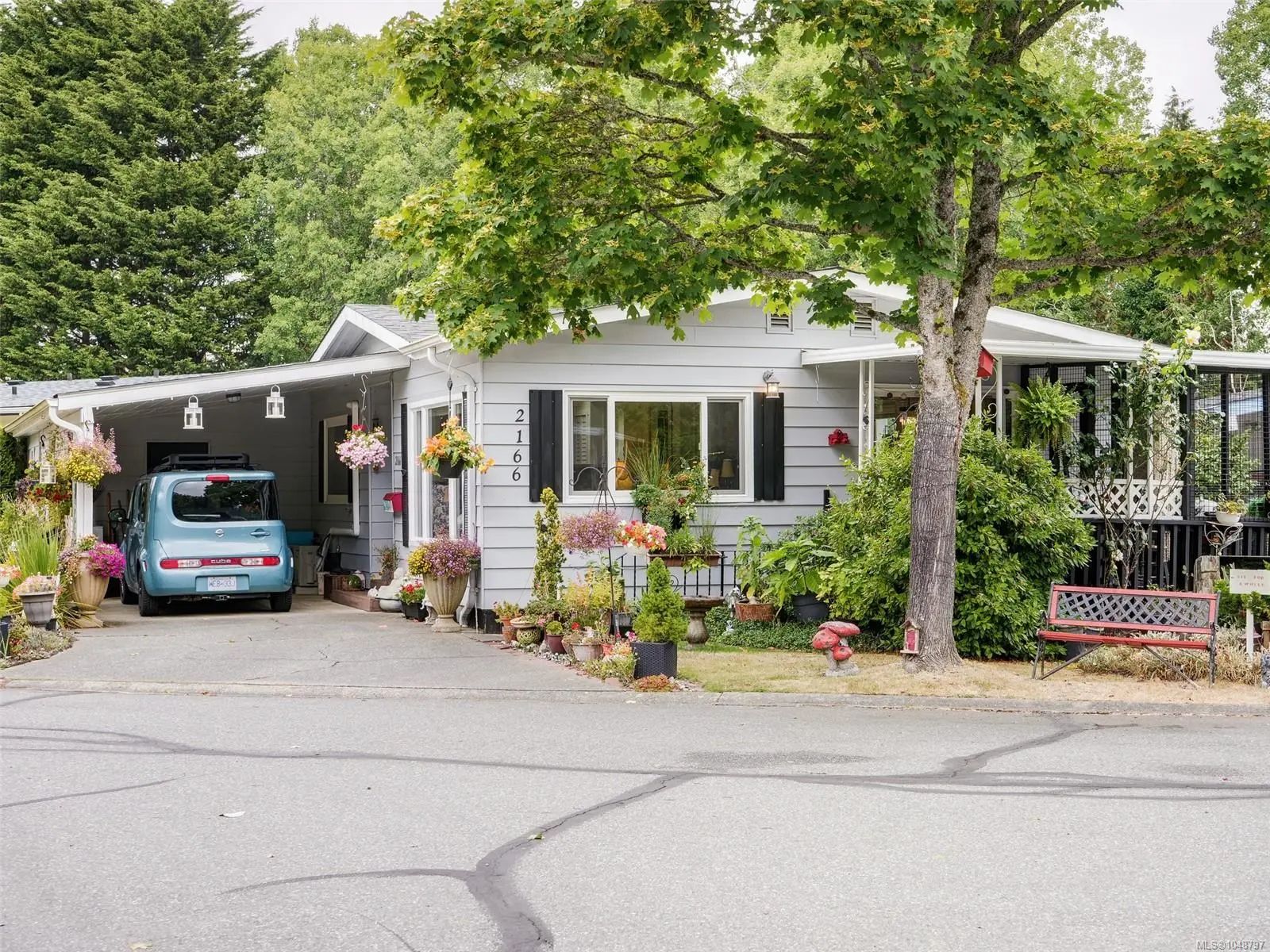 Residential Real Estate for Sale located in the neighborhood of Summergate Village, in the city of Sidney, BC