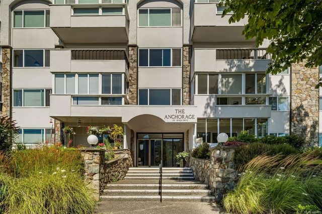 3 of 40 - 1312 Beach Dr 105, Oak Bay, BC