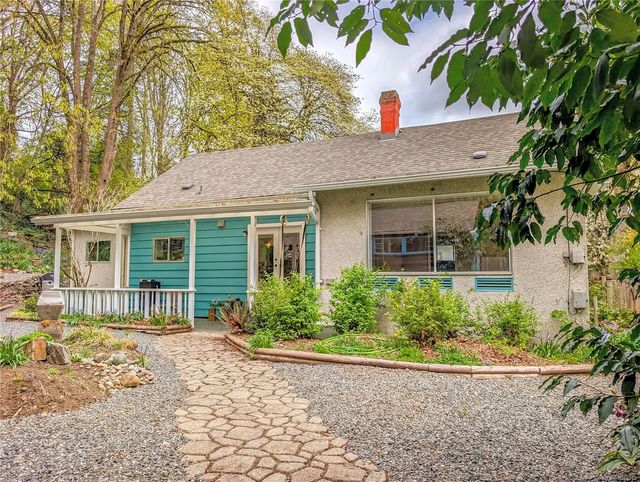255 White Rd, Duncan