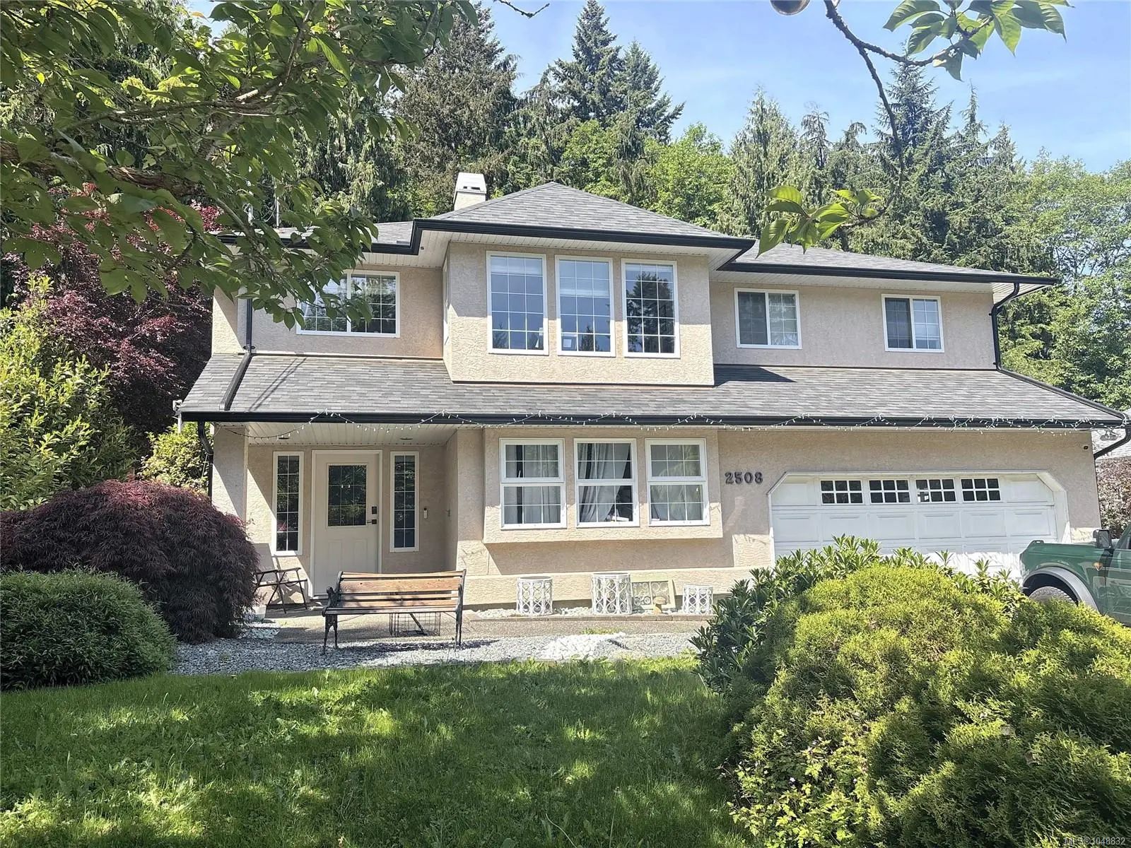 Residential for Sale by 2508 Fawn Rd in the Mill Bay, located in the neighborhood of 
