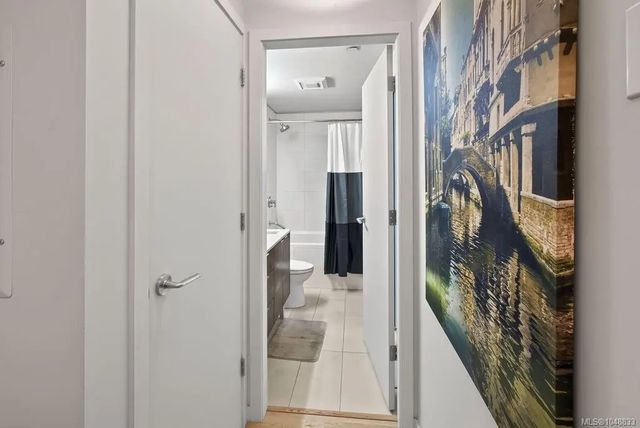 2 of 33 - 601 Herald St 207, Victoria, BC