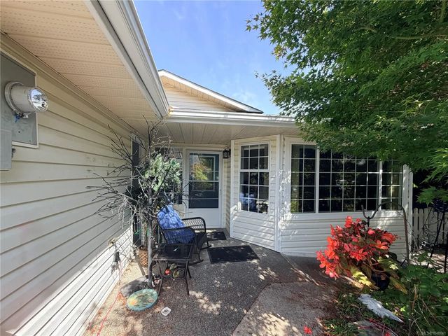 3 of 45 - 555 Hooper Pl, Ladysmith, BC